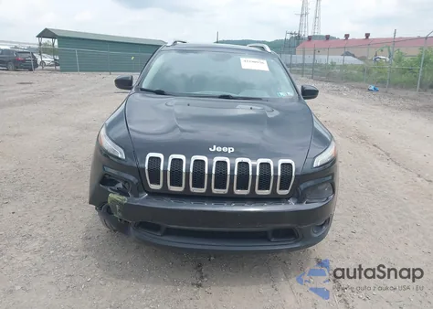 2016 Jeep Cherokee Latitude z USA, uszkodzony, nr VIN 1C4PJMCS9GW105529